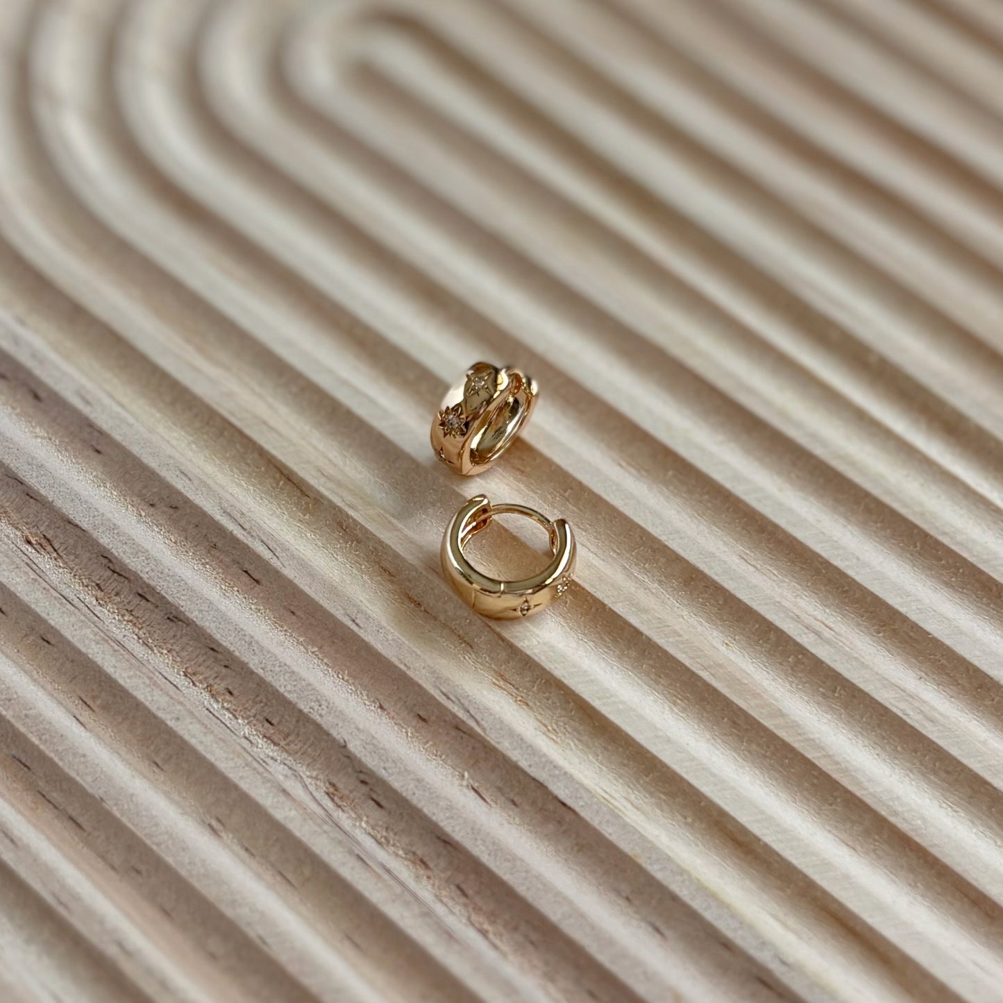 Celestia (16k gold-plated) Ear Huggies