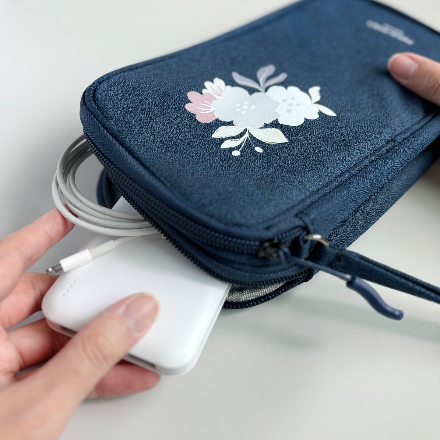 Winter Petals Travel Cable Organiser